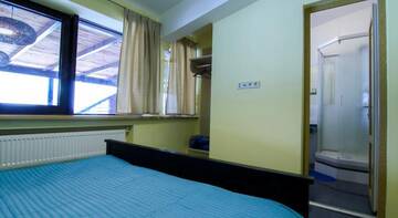 Фото номера Двухместный номер с 1 кроватью Гостиница Ethnomir Hostel Kruiz г. Петрово 4