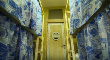 Фото номера Кровать в общем четырехместном номере Гостиница Ethnomir Hostel Kruiz г. Петрово 6